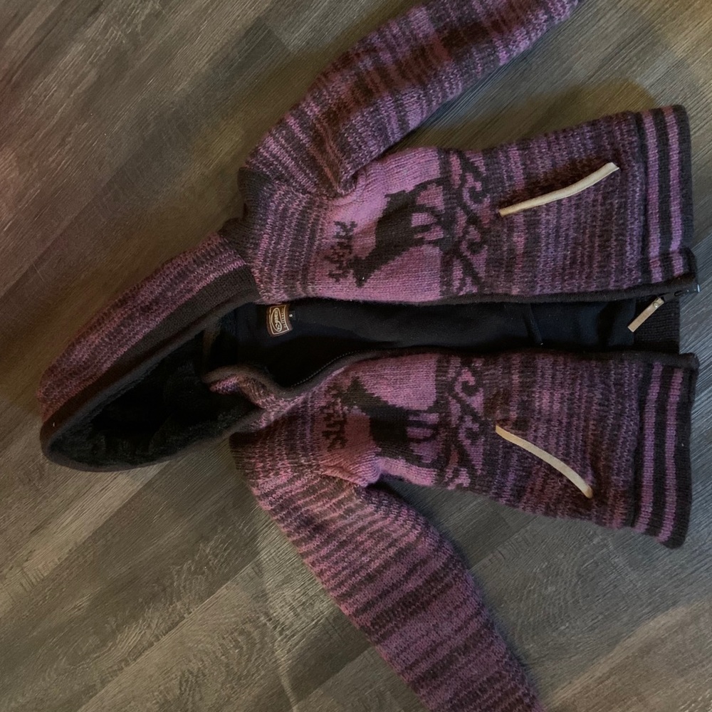 100% wool zippered sweater